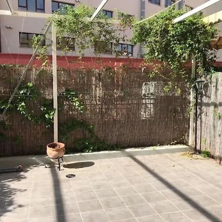Bajo Con Jardin En Cascadas De Marina